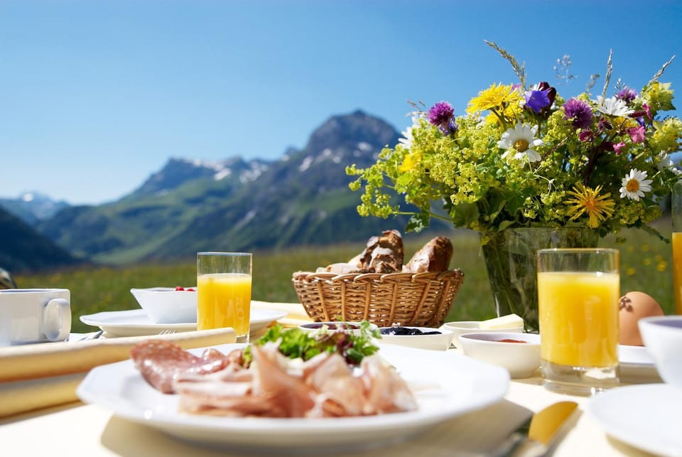 Balcony/Terrace, Food and drinks, Food, Breakfast