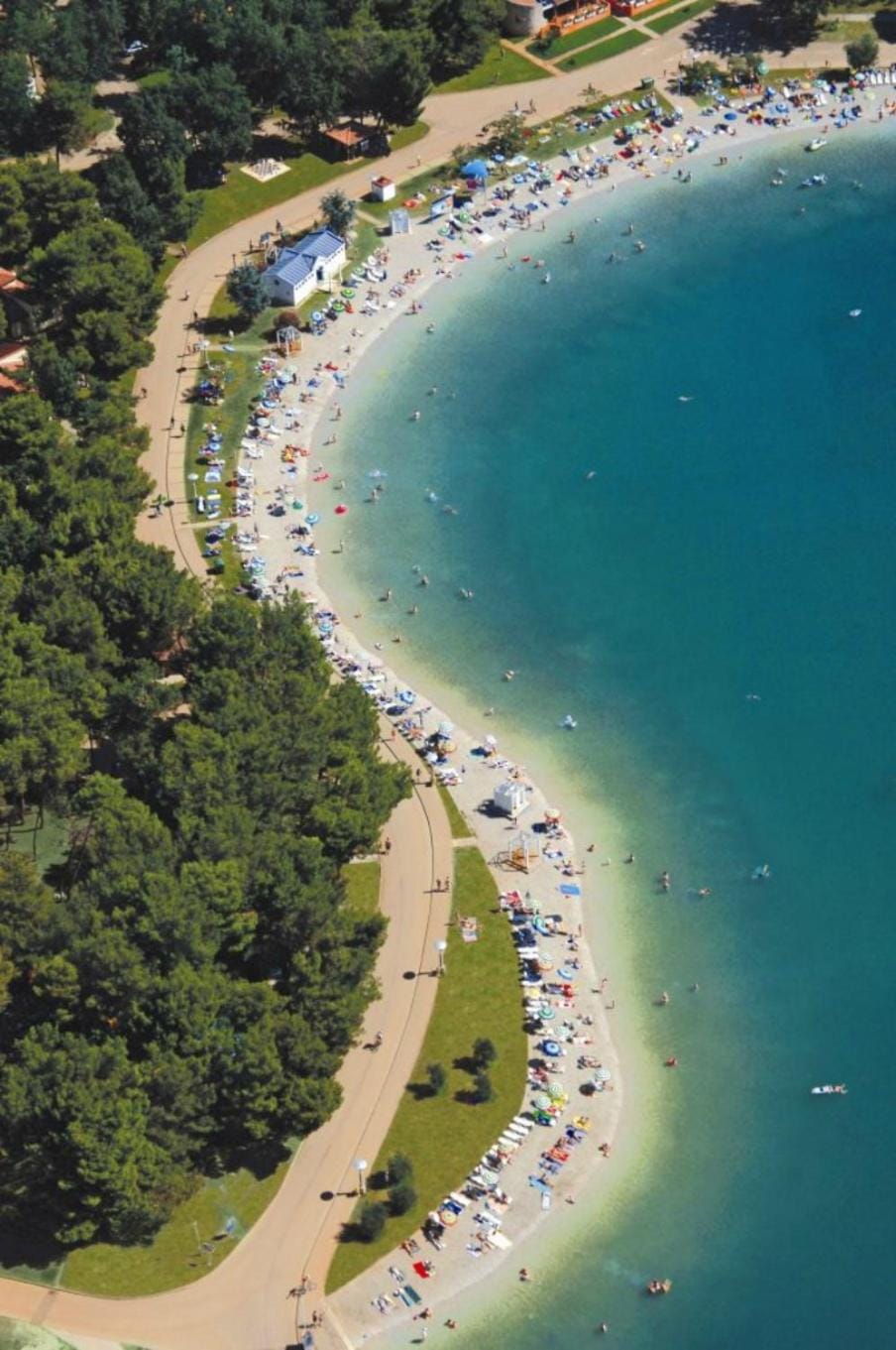 Neighbourhood, Natural landscape, Beach