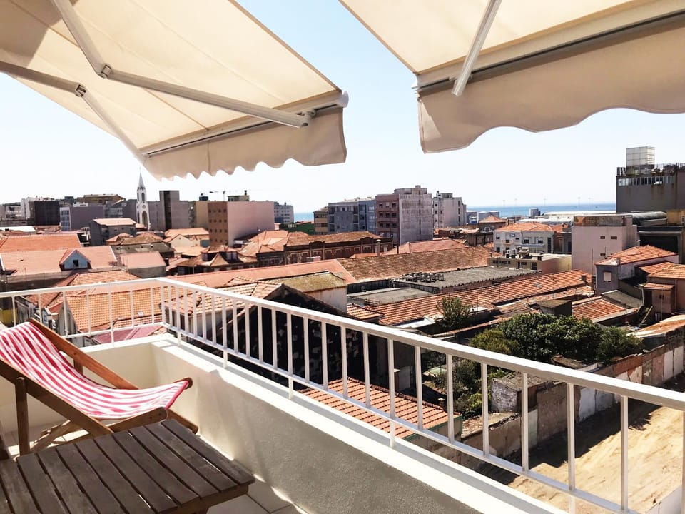 Day, Summer, Balcony/Terrace, City view, Sea view, Street view