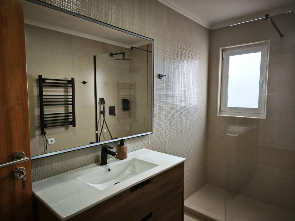 Casa d'Avó Guesthouse and Apartment Farm Stay in Azores District