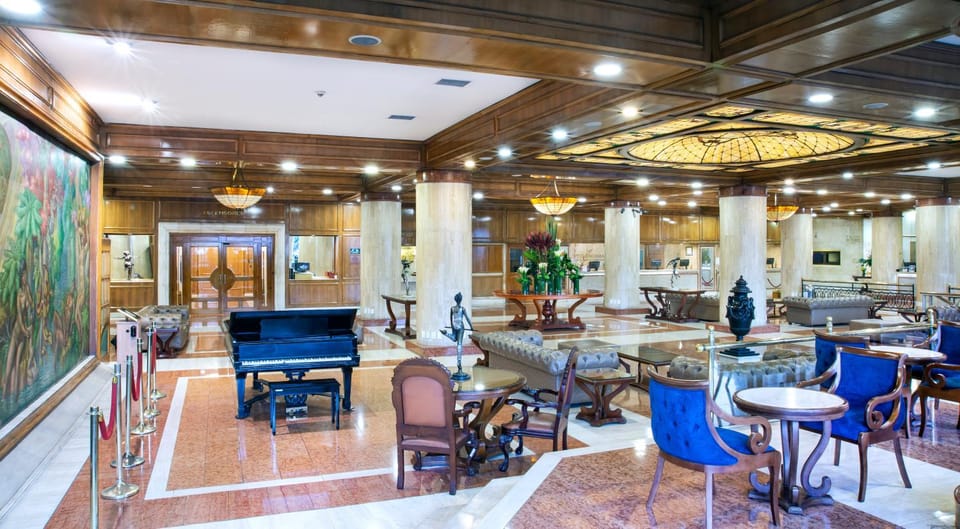 Living room, Lobby or reception, Seating area