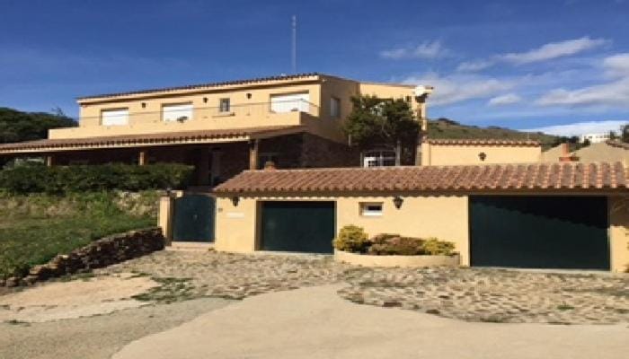 Villa Bella Portbou House in Alt Empordà