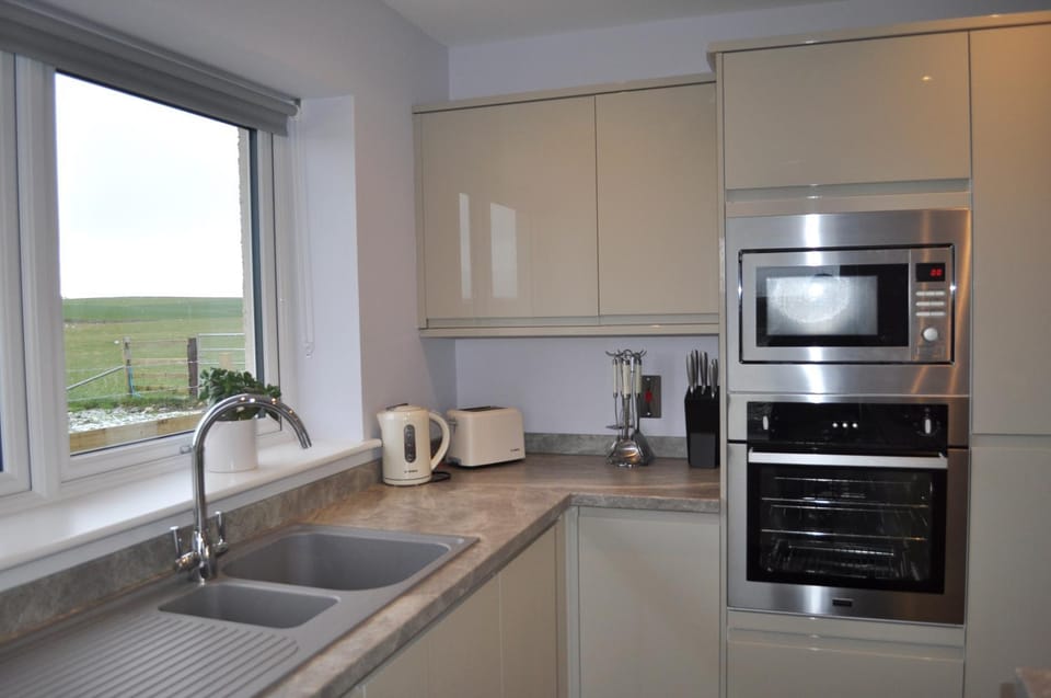 Beehive Cottage House in Scotland