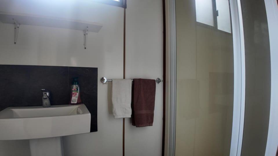 Launceston Holiday Park Legana Campground/ 
RV Resort in Tasmania