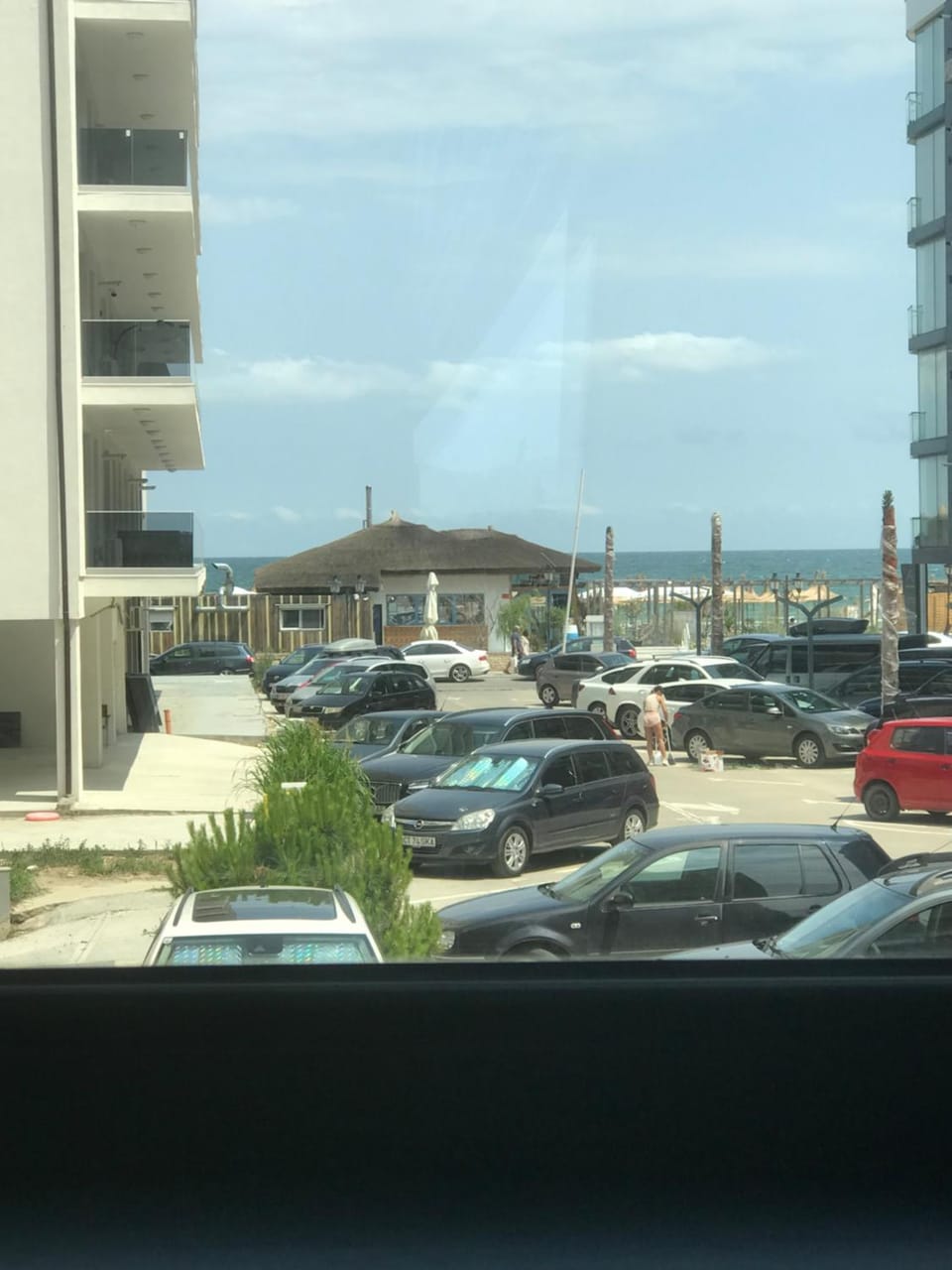 Sea view, Parking
