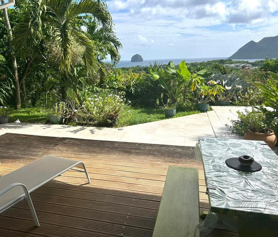View (from property/room), Garden view, Mountain view, Sea view
