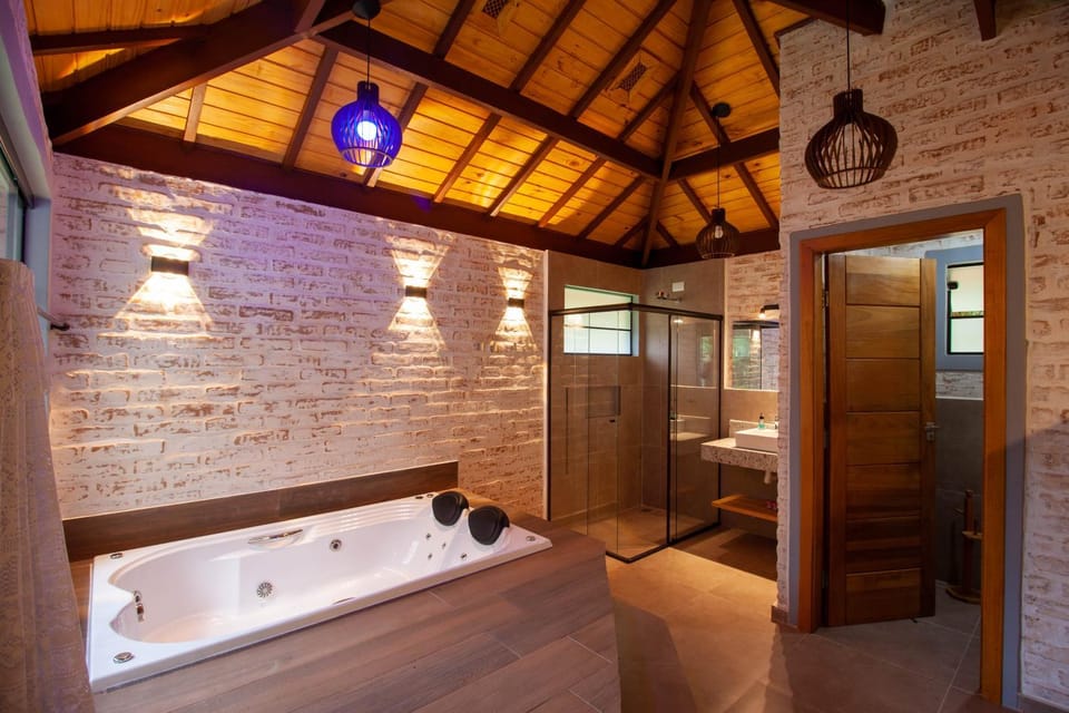 Hot Tub, Bath