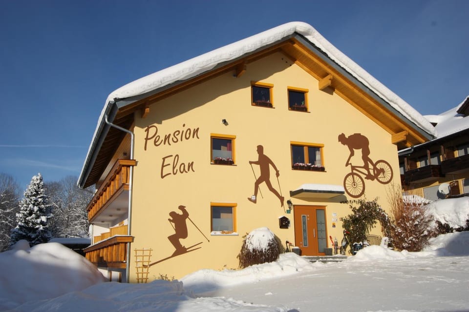 Facade/entrance, Winter