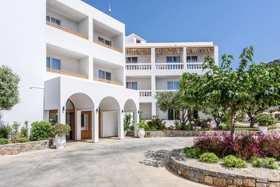 Property building, Facade/entrance