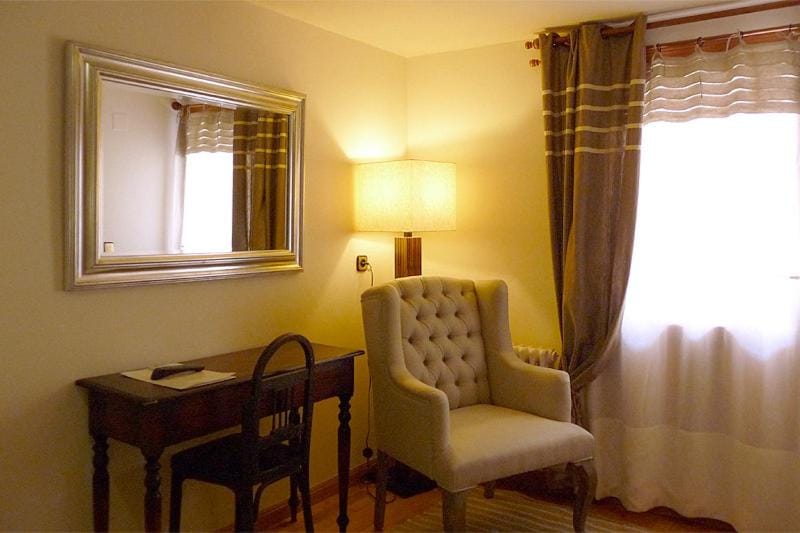 Seating area