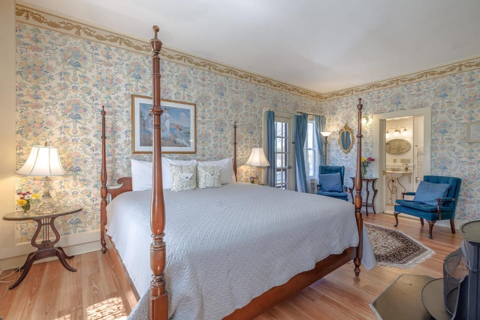 Mira Monte Inn & Suites Bed and Breakfast in Acadia National Park