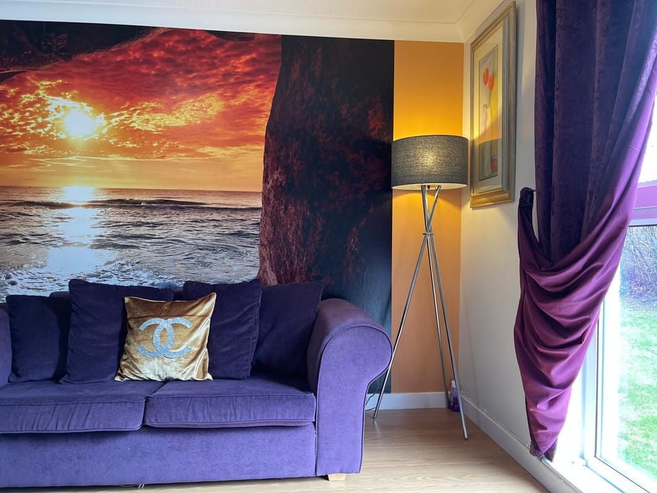 HLA - KING COURT APARTMENT 2 Apartment in Bellshill