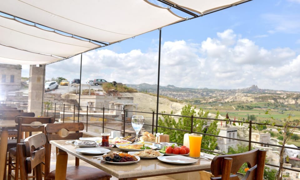 Restaurant/places to eat, Natural landscape, View (from property/room), Food and drinks, Food, Breakfast, Continental breakfast, Buffet breakfast