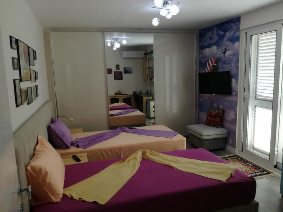 Bed, Bedroom