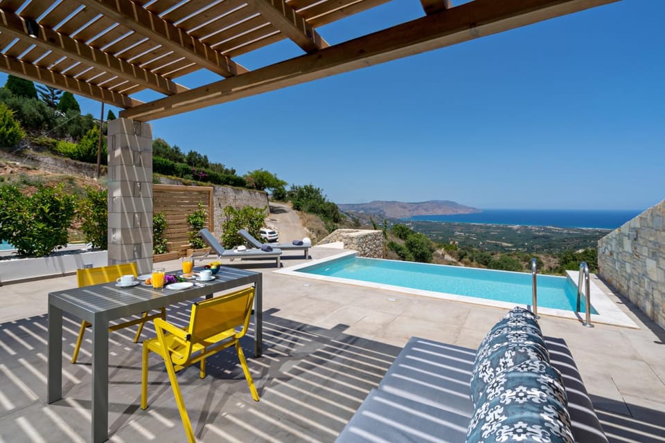 Patio, View (from property/room), Balcony/Terrace, Balcony/Terrace, Pool view, Sea view, Swimming pool