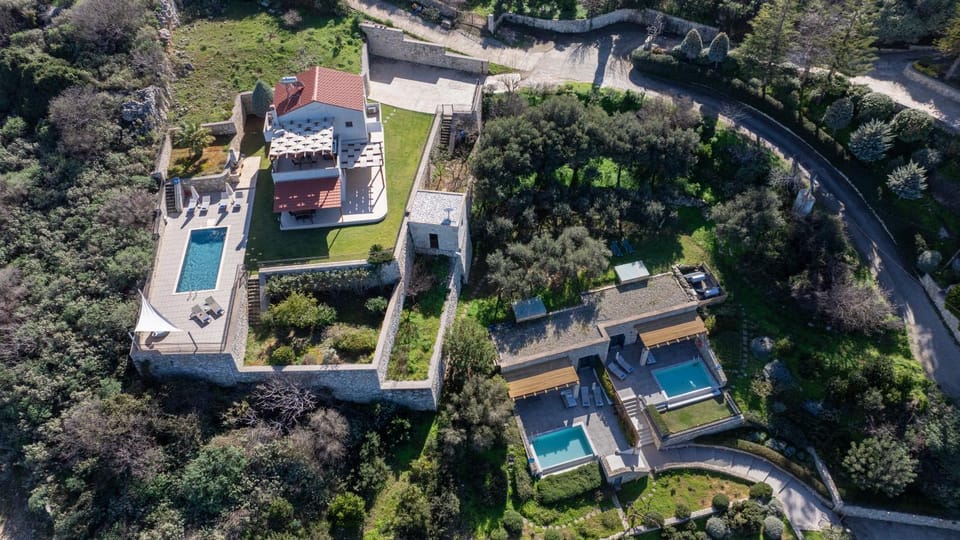 Property building, Neighbourhood, Bird's eye view
