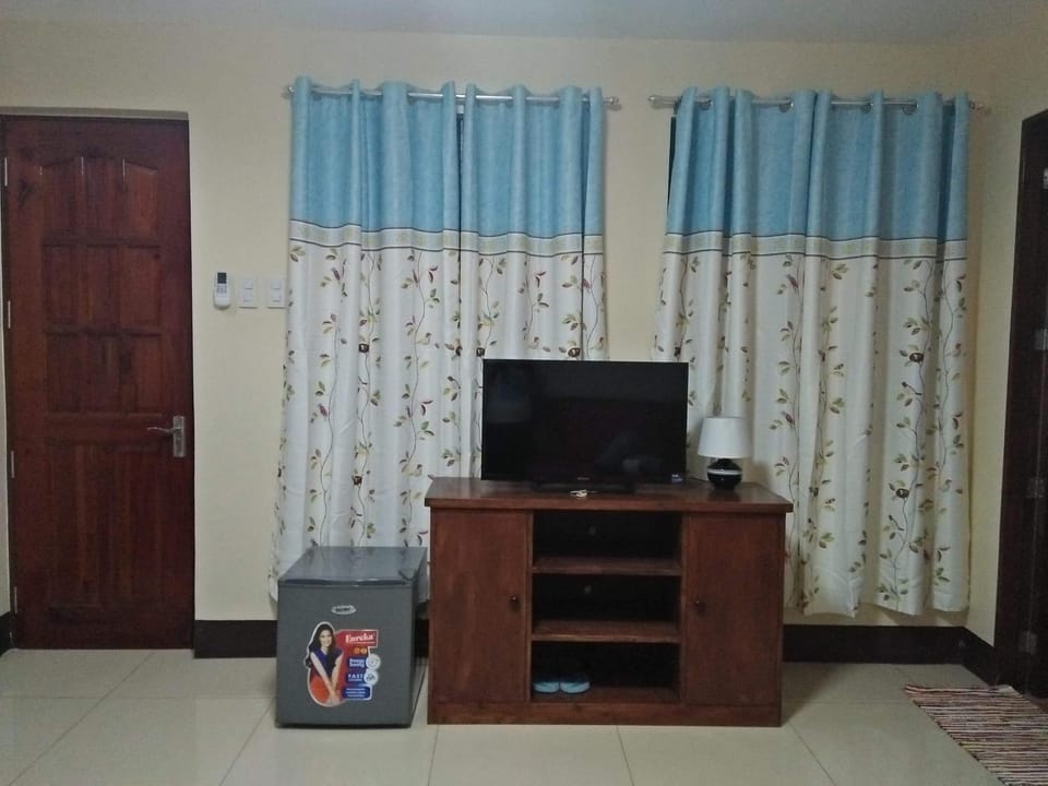 Lourdes Inn Inn in Paranaque