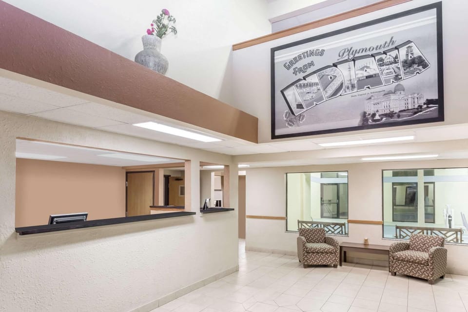 Lobby or reception, On site