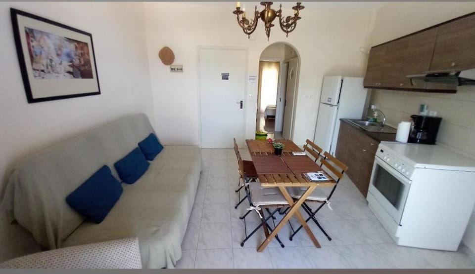 Forest & Sea Apartment Apartment in Poros