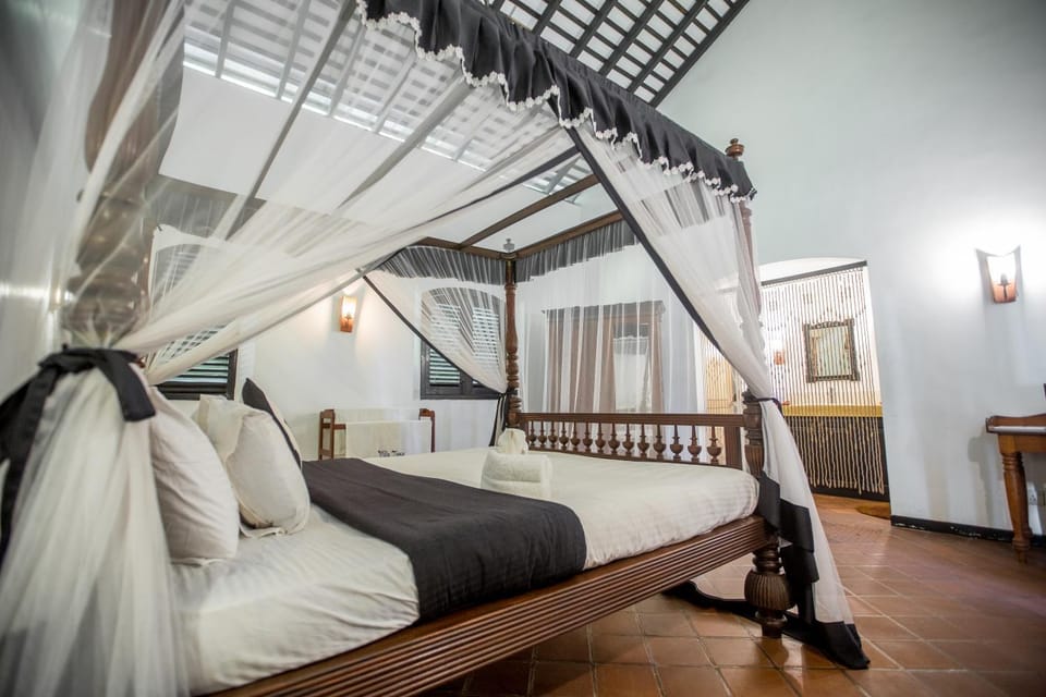 Bed, Garden, Library, Bathroom, Coffee/tea facilities, Bedroom