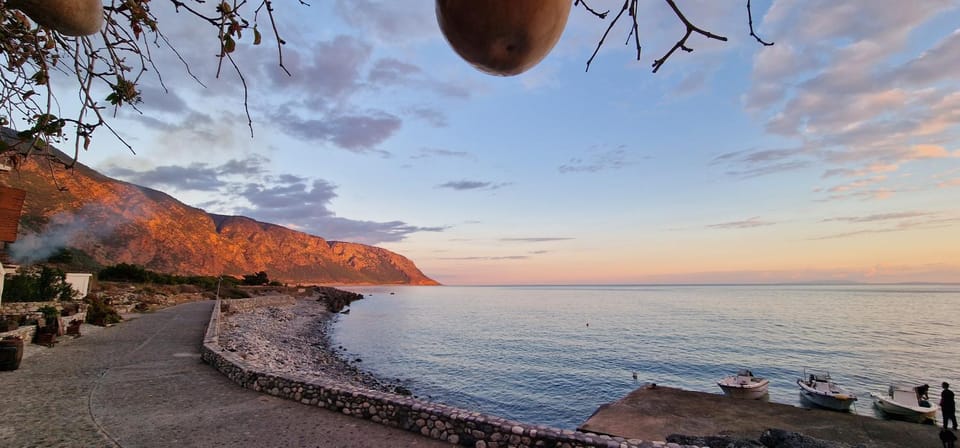 Restaurant/places to eat, View (from property/room), Sea view, Sunset
