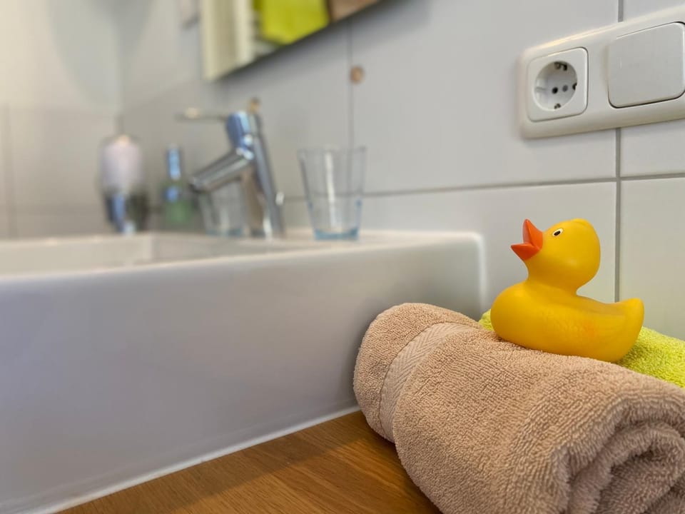 Bathroom, Decorative detail