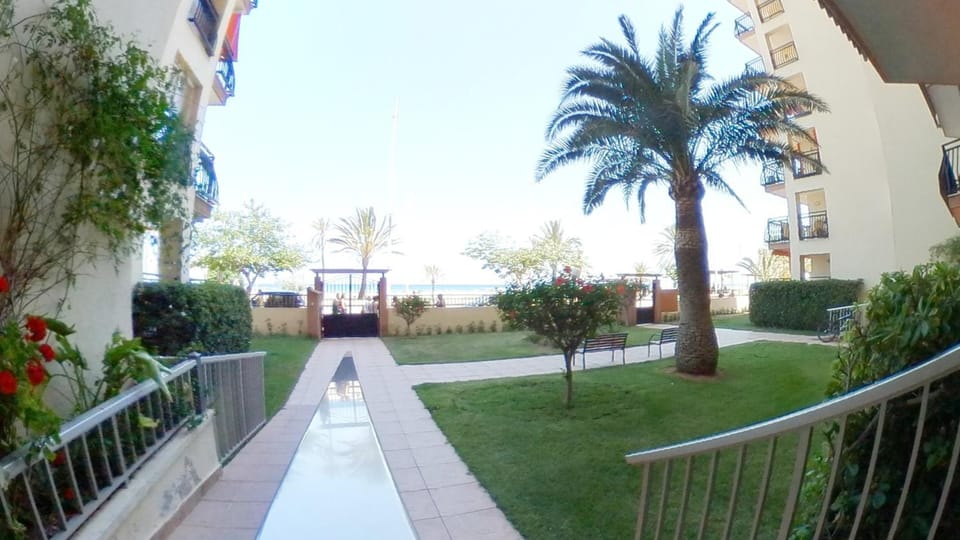 Facade/entrance, Garden