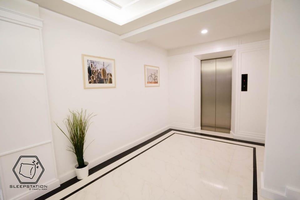 Property building, elevator