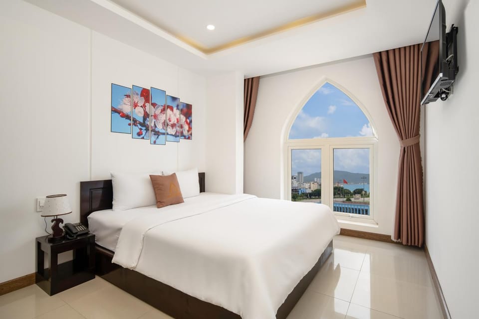 Property building, Bed, Other, Bedroom