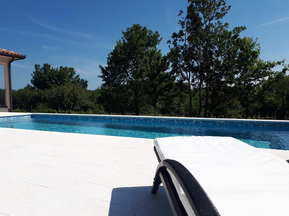 Patio, Pool view, Swimming pool