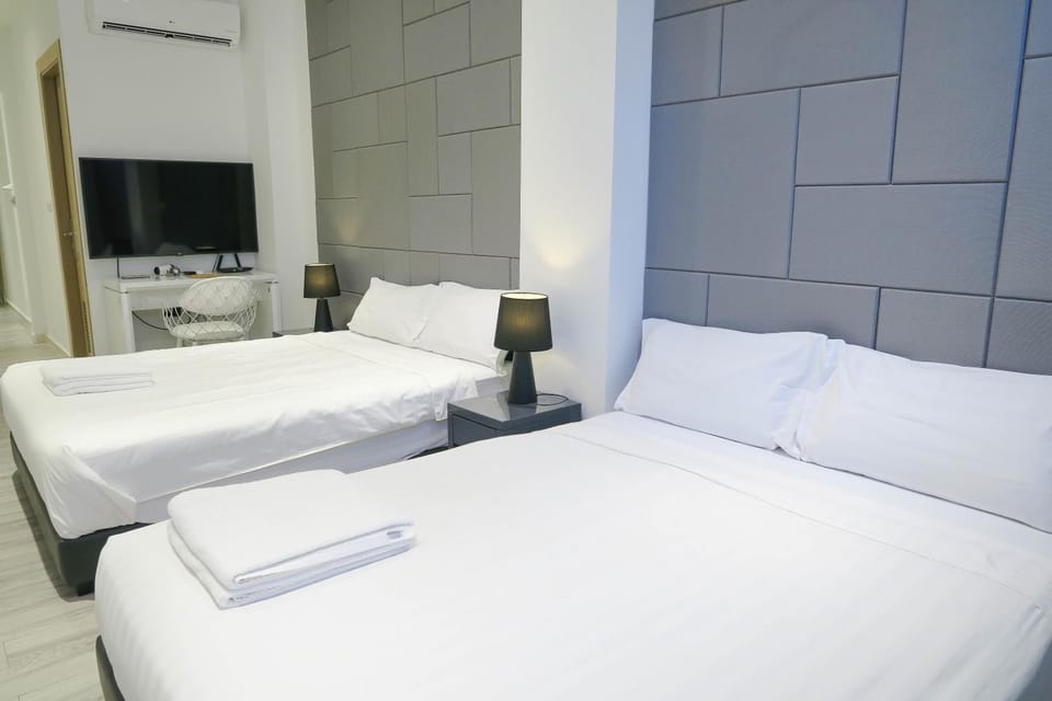 Comfy Studio 3 by Ong Realty Apartment in Singapore