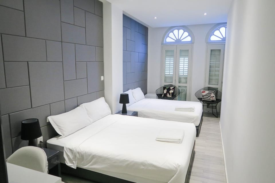 Comfy Studio 3 by Ong Realty Apartment in Singapore