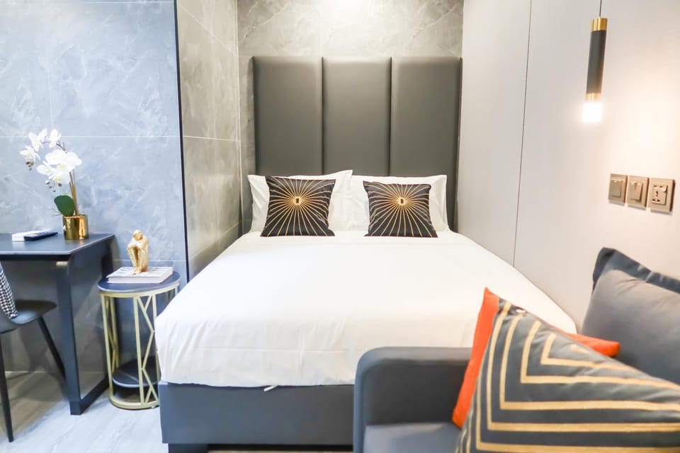 Comfy 2 Bedroom Apartment by ReCharge Apartment in Singapore