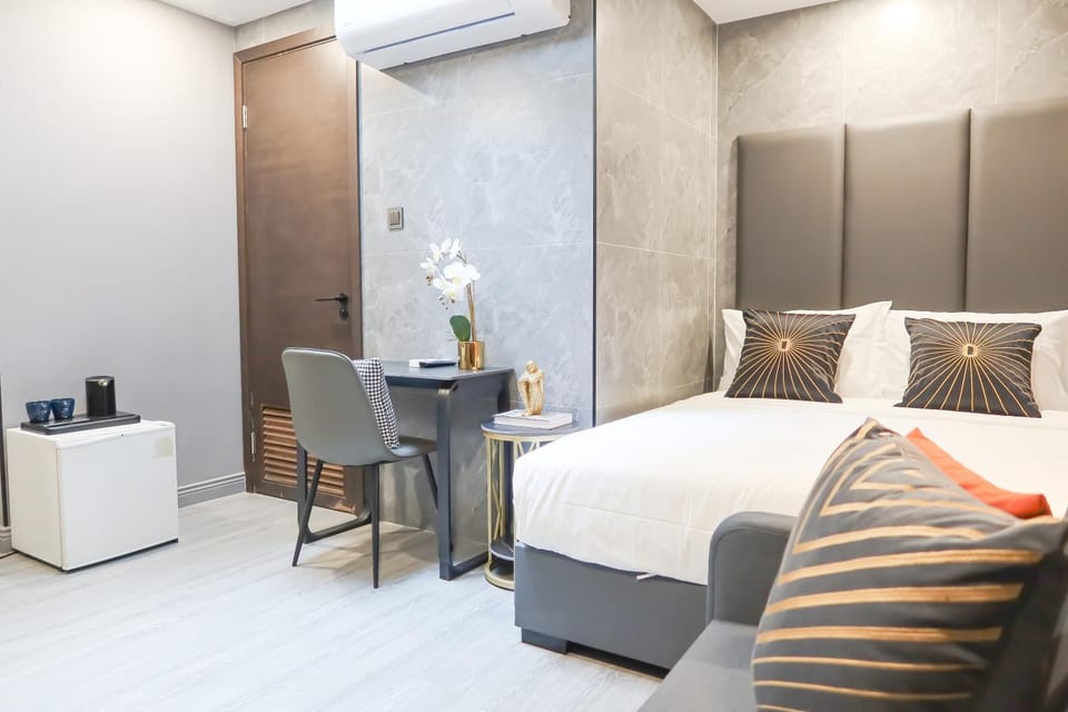 Comfy 2 Bedroom Apartment by ReCharge Apartment in Singapore