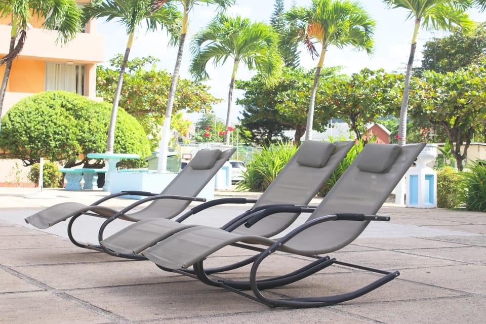 Surf Turf Two Bedroom Suite At Turtle Towers Apartment in Ocho Rios