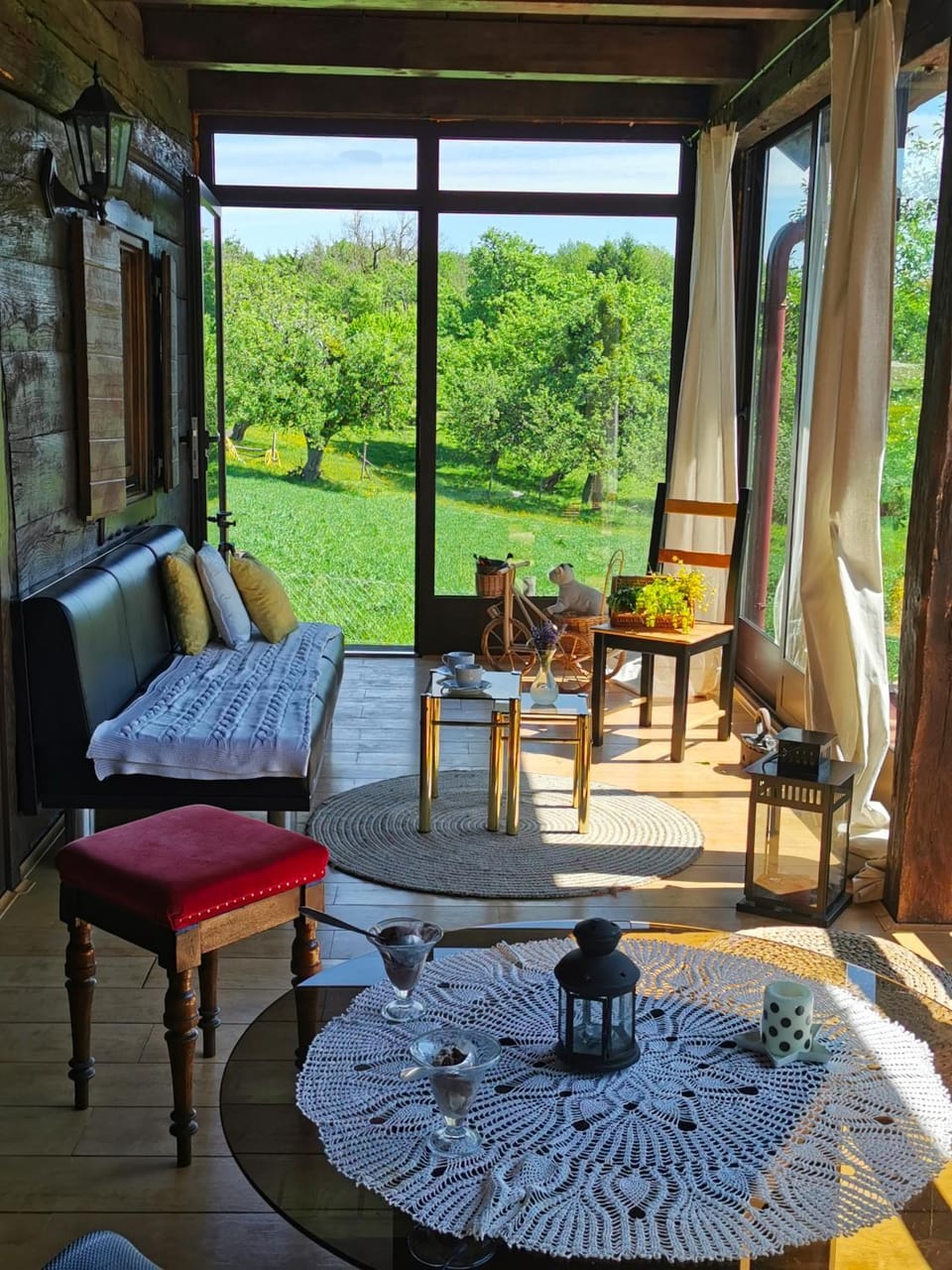 Spring, View (from property/room), Balcony/Terrace, Garden view