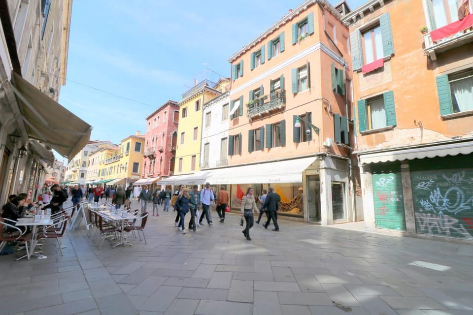 Neighbourhood, City view, Street view