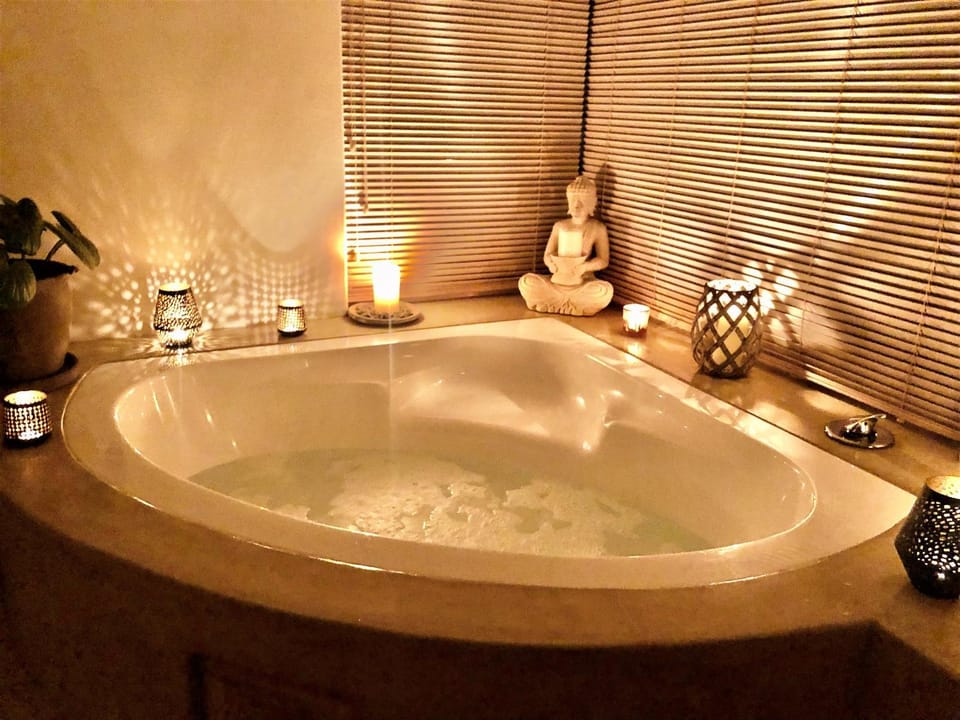 5 Options Guest House Bed and Breakfast in Cape Town