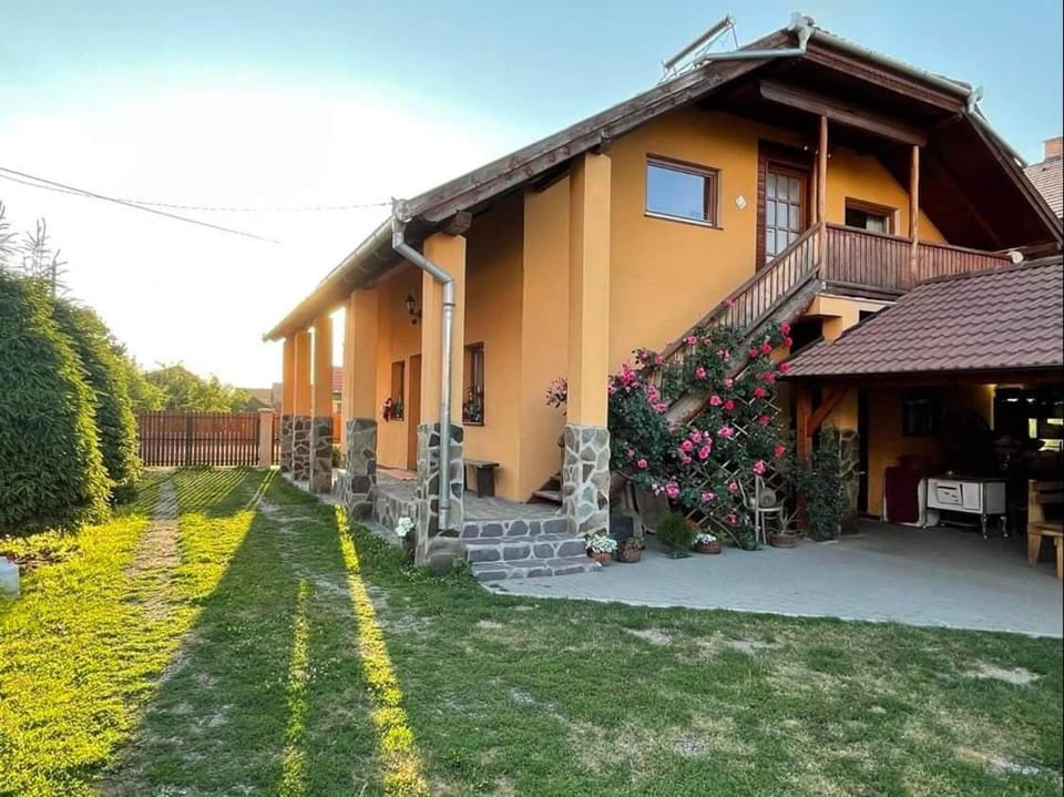 Gáll vendégház Bed and Breakfast in Romania