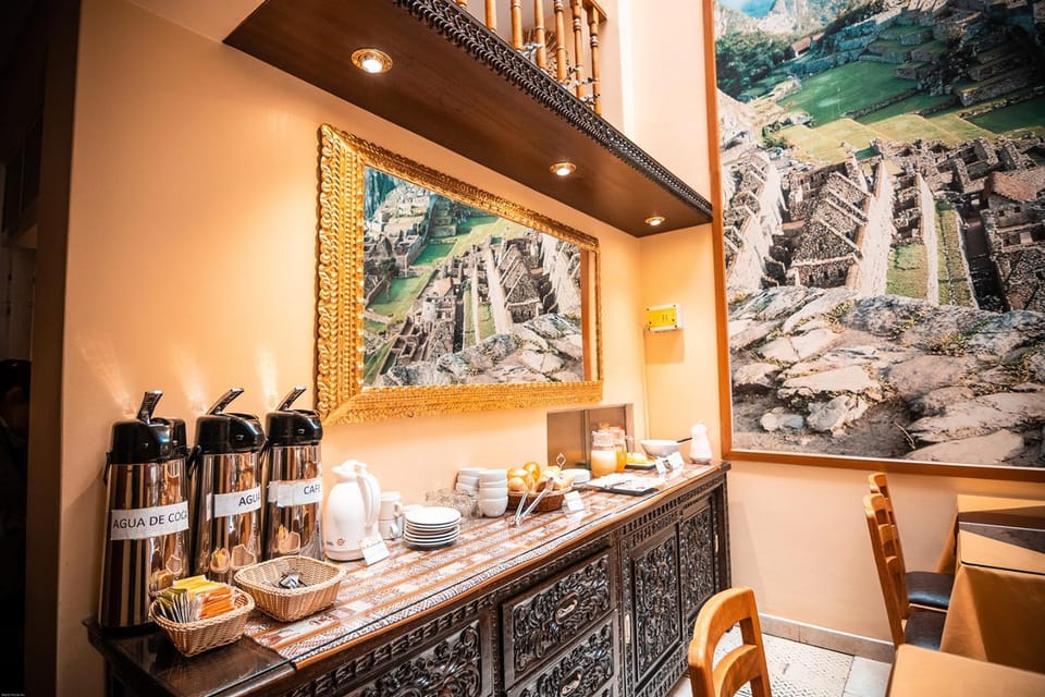 Coffee/tea facilities, Food and drinks, Breakfast, Continental breakfast