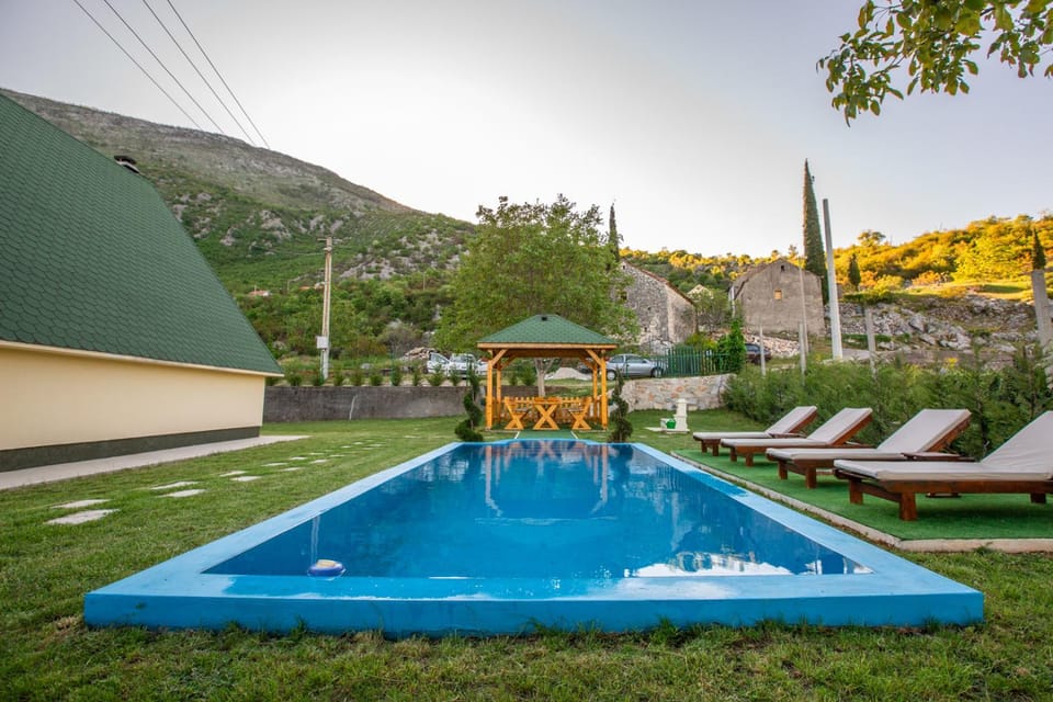 Cozy House Ostrog Country House in Montenegro