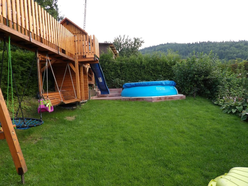 Garden, Swimming pool