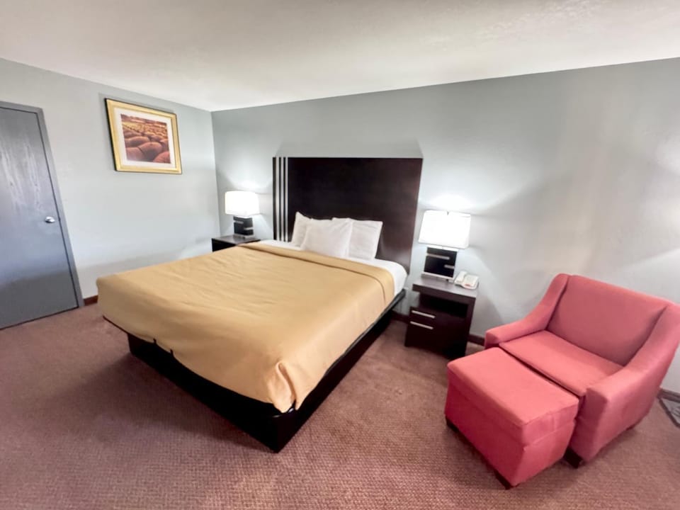 Owensville Inn Motel in Ozark Mountains