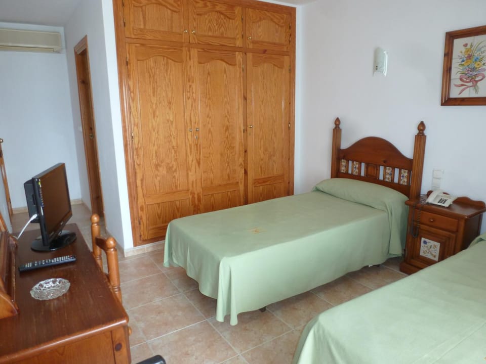 Hostal Cortés Bed and Breakfast in Andalusia