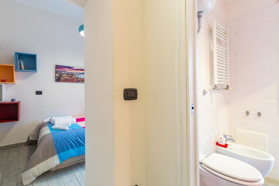 Toilet, Bed, Bathroom, Bedroom