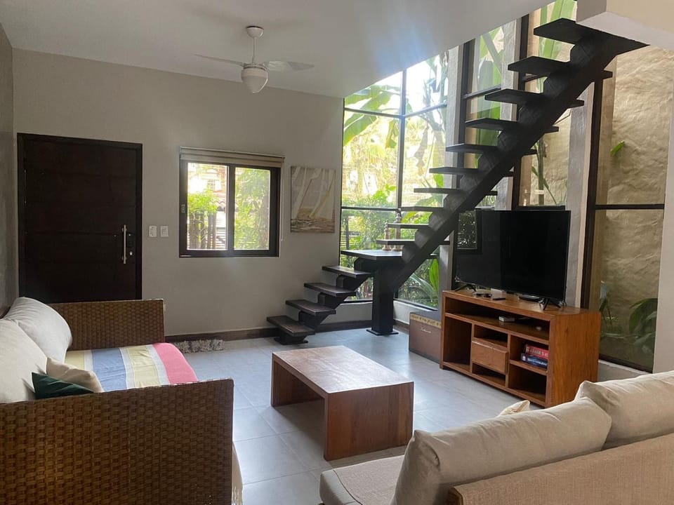 Casa em Condomínio com Piscina Privativa House in São Sebastião