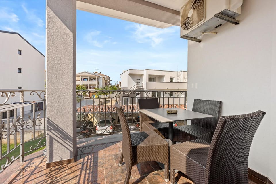 Day, Balcony/Terrace