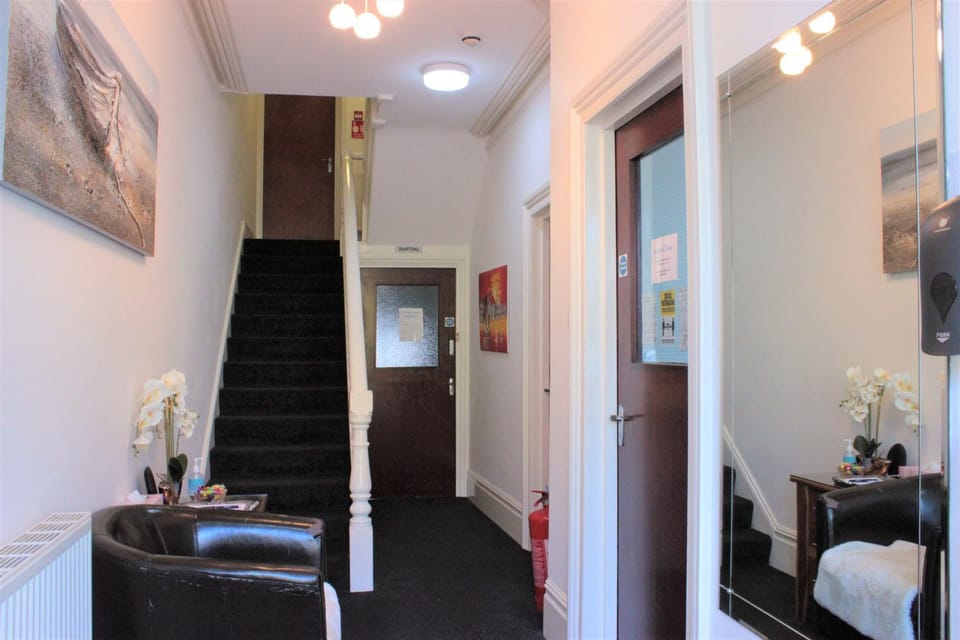 Property building, Lobby or reception, Decorative detail