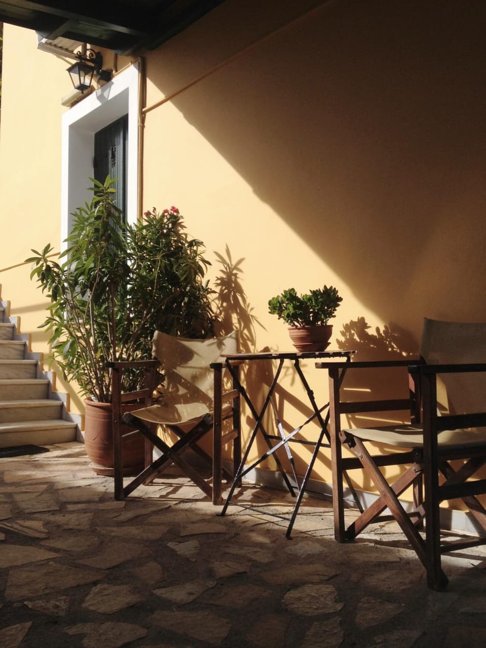 Facade/entrance, Balcony/Terrace