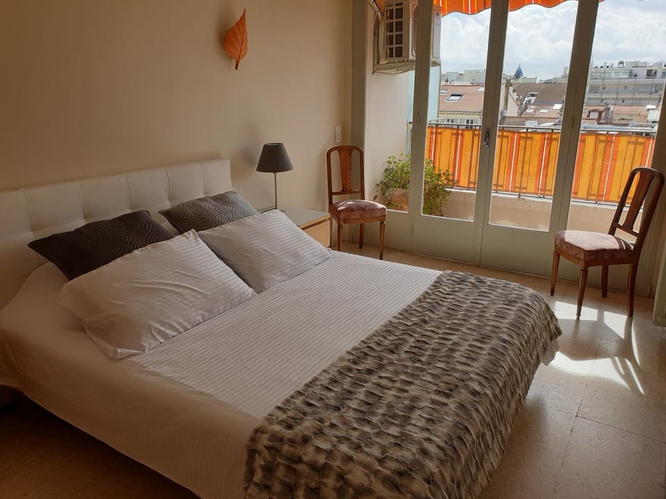 Cannes Satellite Apartment in Cannes